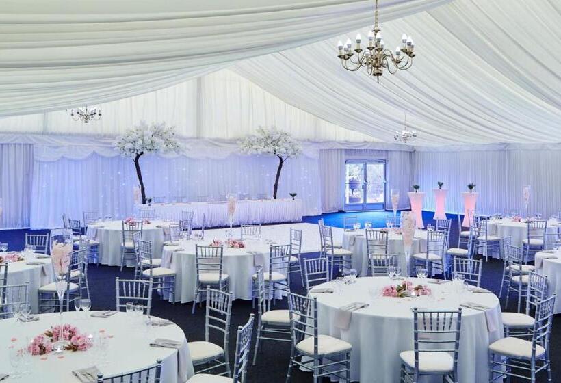 Forest Of Arden Hotel And Country Club