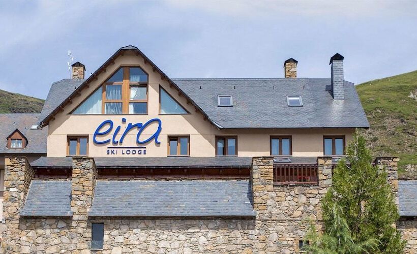 בית מלון כפרי Eira Ski Lodge