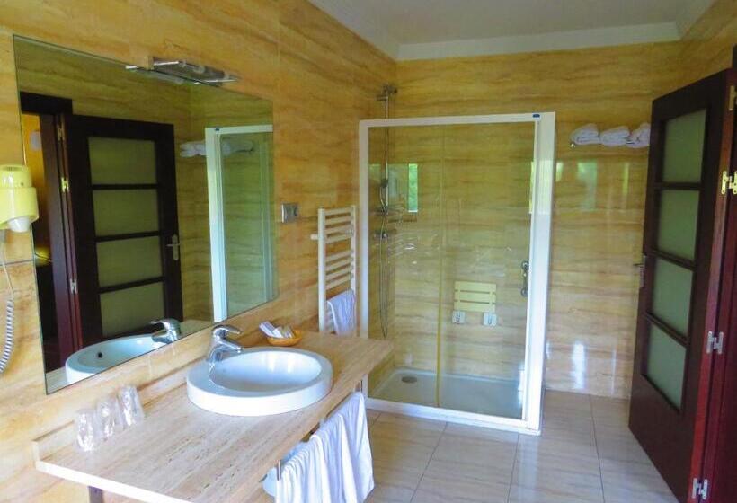 בית מלון כפרי Euba