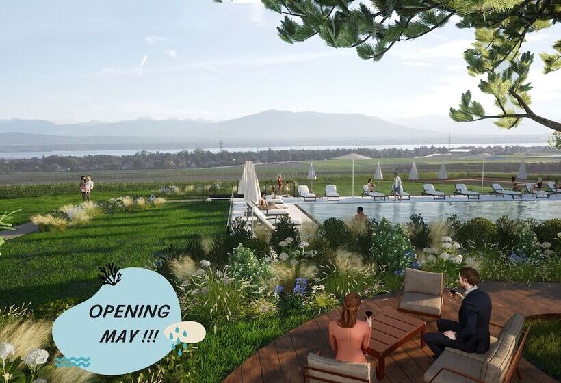 Everness Hotel & Resort