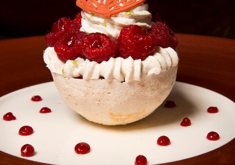 Everness Hotel & Resort