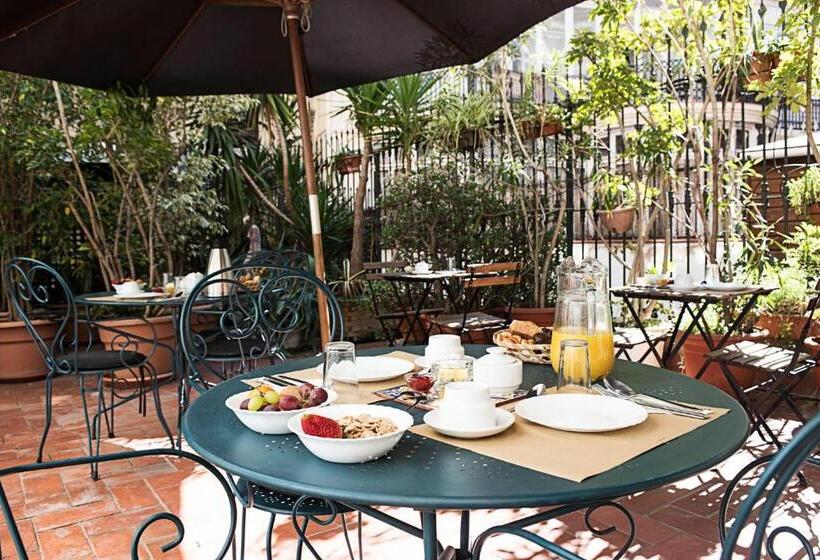 هتل Fashion House