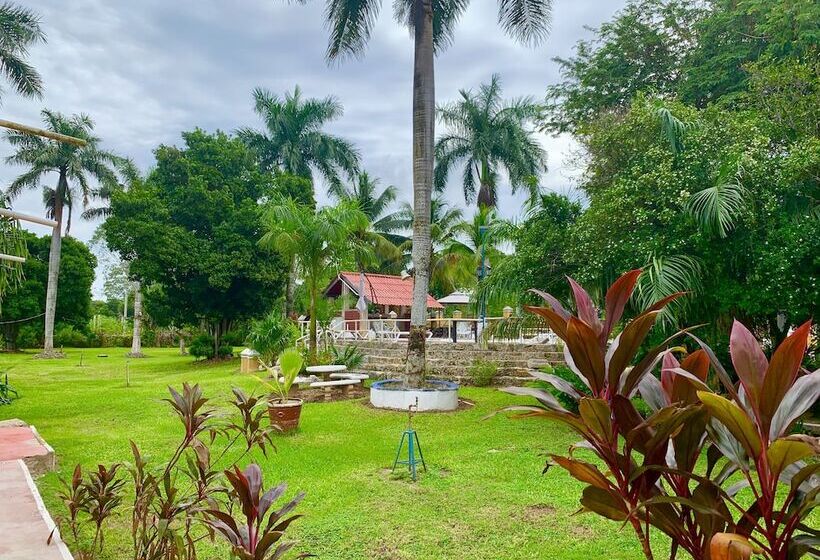 Eco Hotel Green River