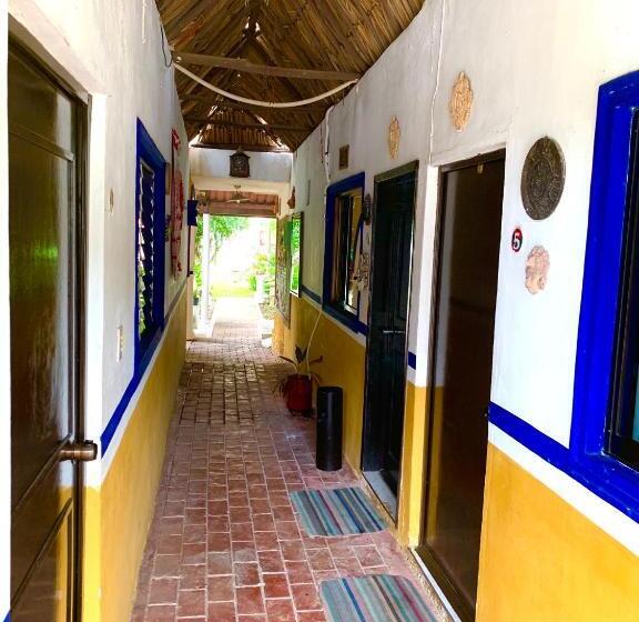 Eco Hotel Green River