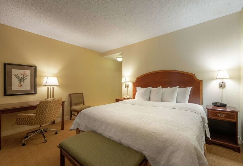 هتل Hampton Inn & Suites Vicksburg