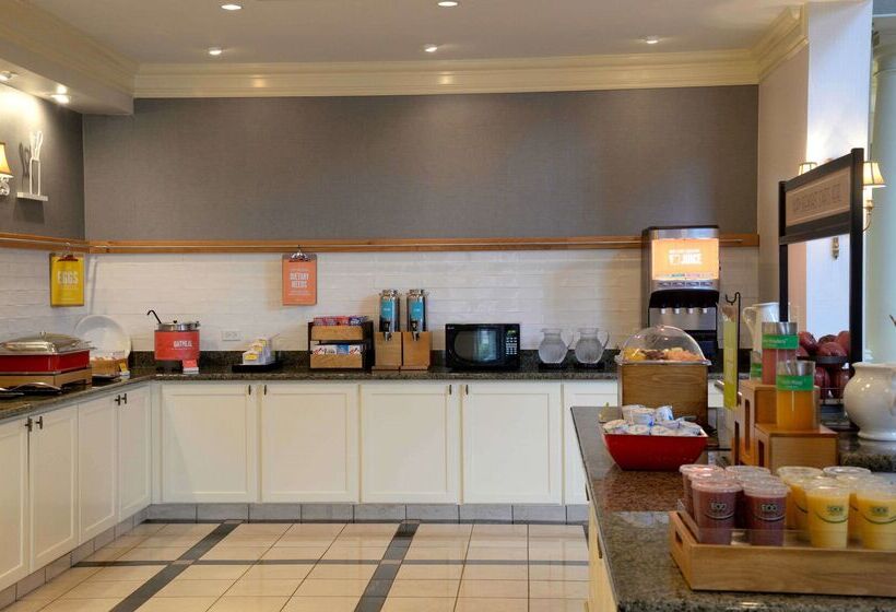 Отель Hampton Inn & Suites Vicksburg