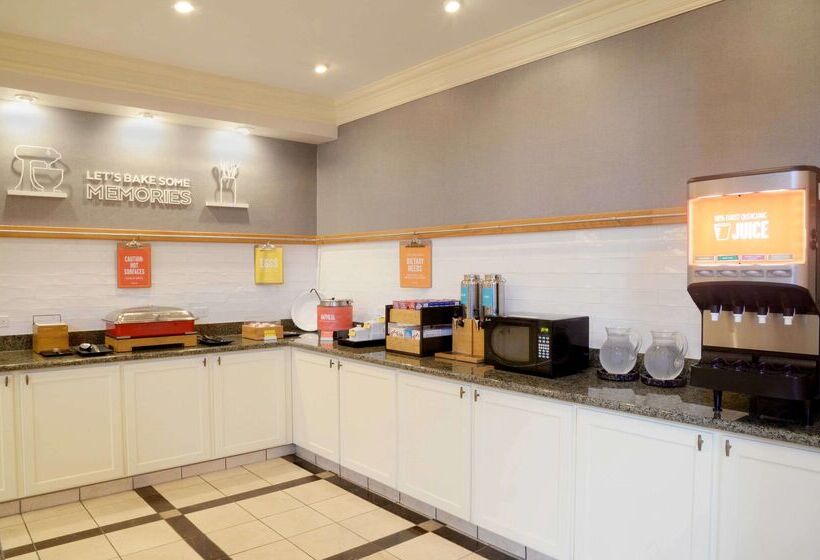 Отель Hampton Inn & Suites Vicksburg