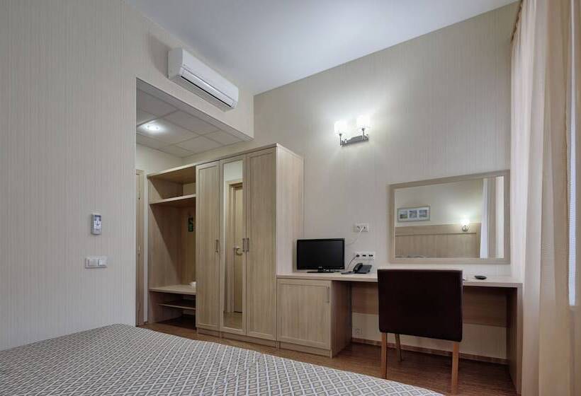 בית מלון כפרי Herzen House