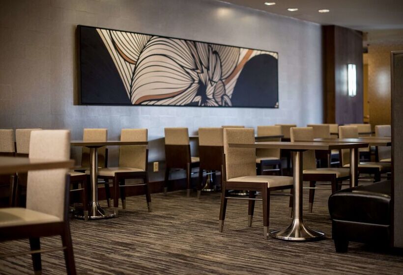 호텔 Hilton Memphis