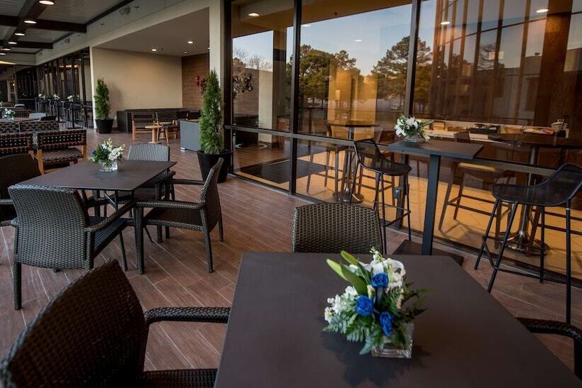 호텔 Hilton Memphis