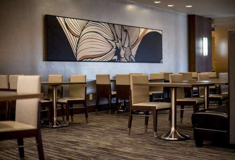 호텔 Hilton Memphis