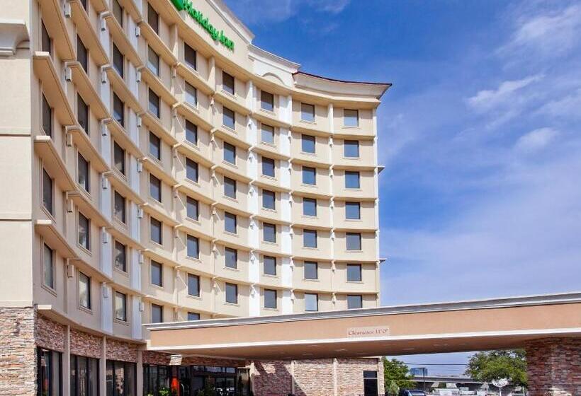 Отель Holiday Inn Express Dallas Medical Market Center
