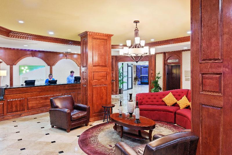 Отель Holiday Inn Express Dallas Medical Market Center