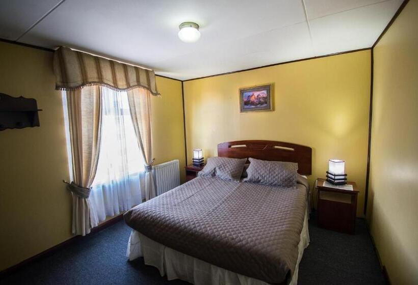 فندق Hostal Alcázar