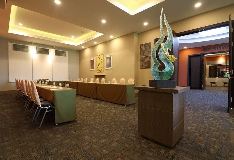 Hua Hin Grand Hotel And Plaza Sha Extra Plus