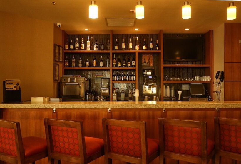 בית מלון כפרי Hyatt Place Daytona Beach Oceanfront