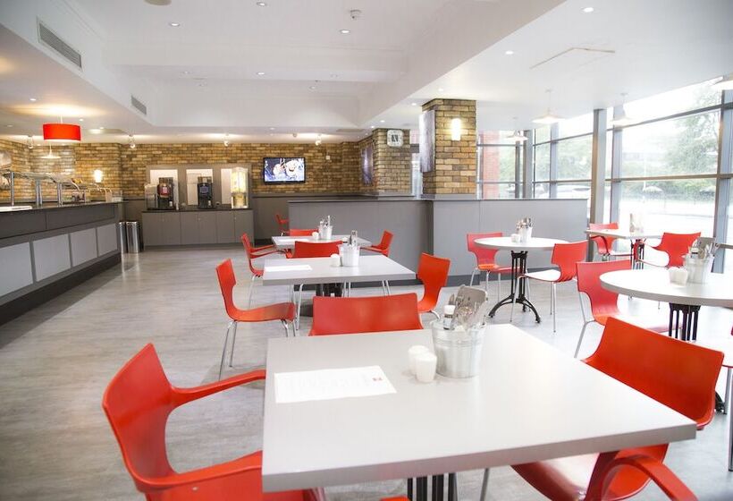 هتل Ibis Hull  City Centre
