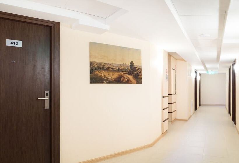 هتل Ivolita Vilnius