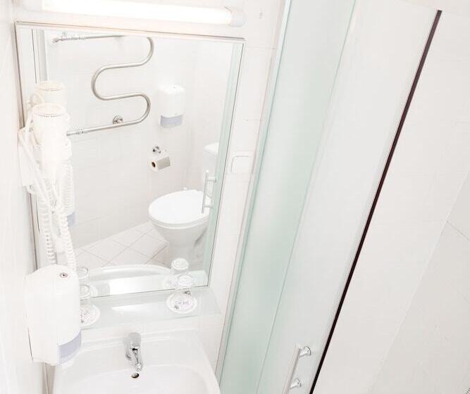 هتل Ivolita Vilnius