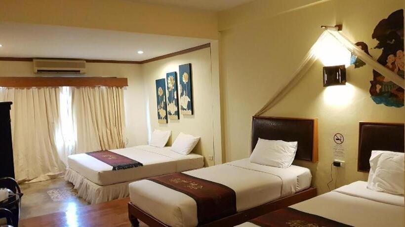 酒店 Karinthip Village