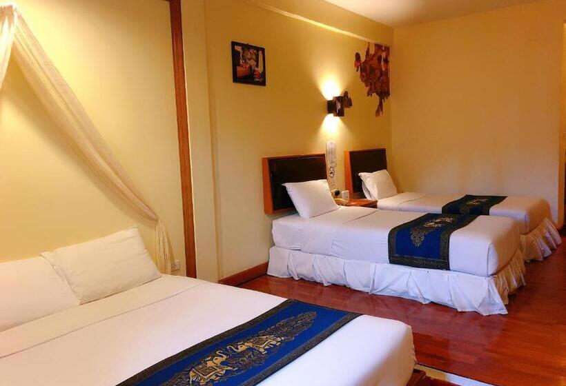 酒店 Karinthip Village