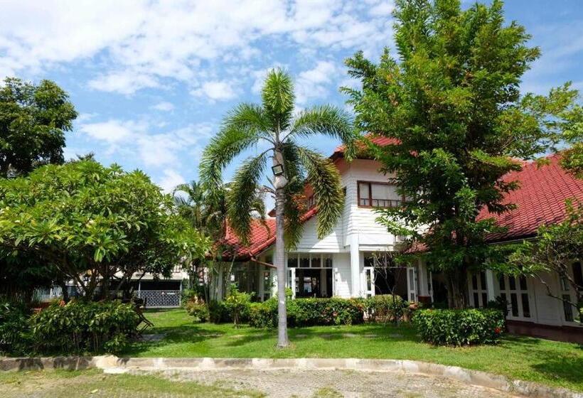 酒店 Karinthip Village