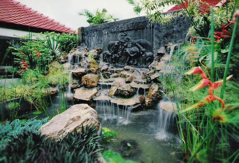 酒店 Karinthip Village