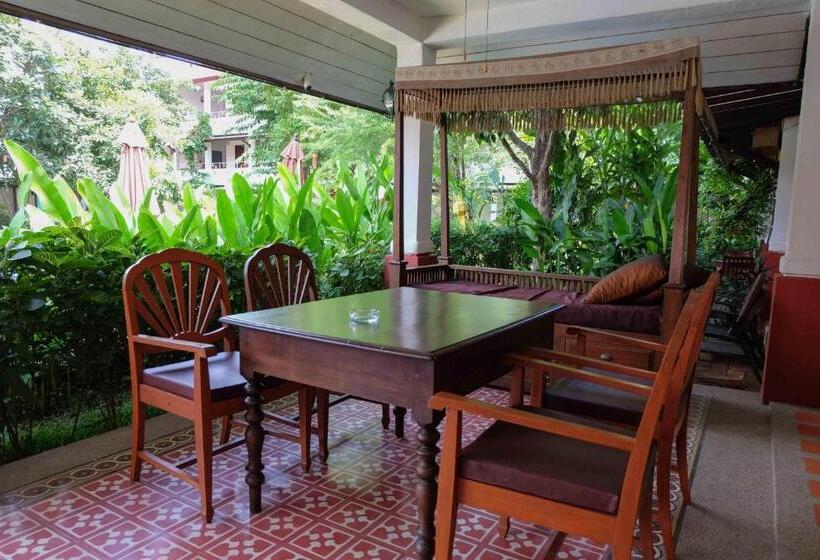 酒店 Karinthip Village