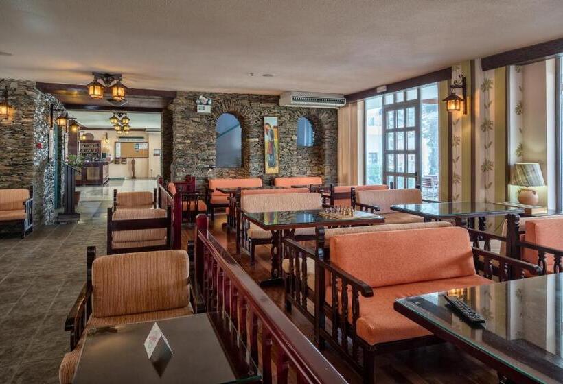 Отель Lefkoniko Bay