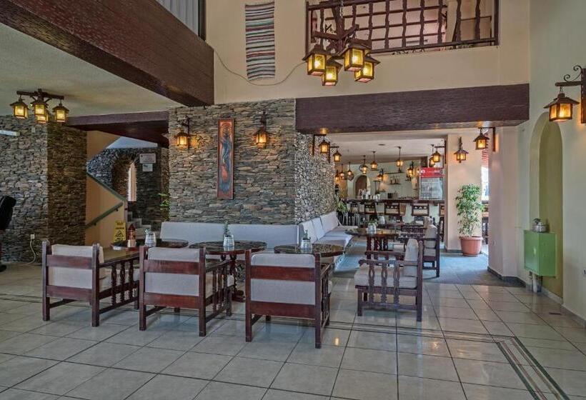 Отель Lefkoniko Bay