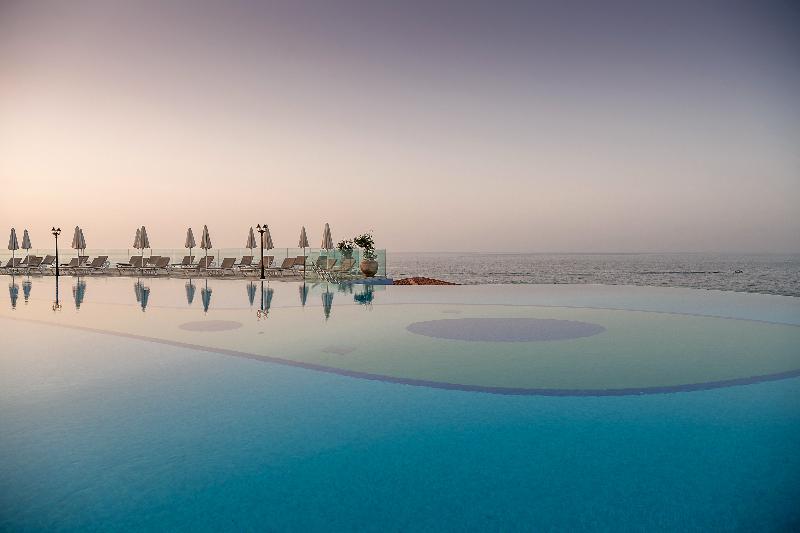 ホテル Leptos Panorama