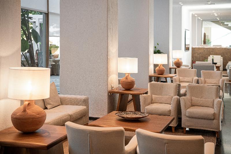 ホテル Leptos Panorama