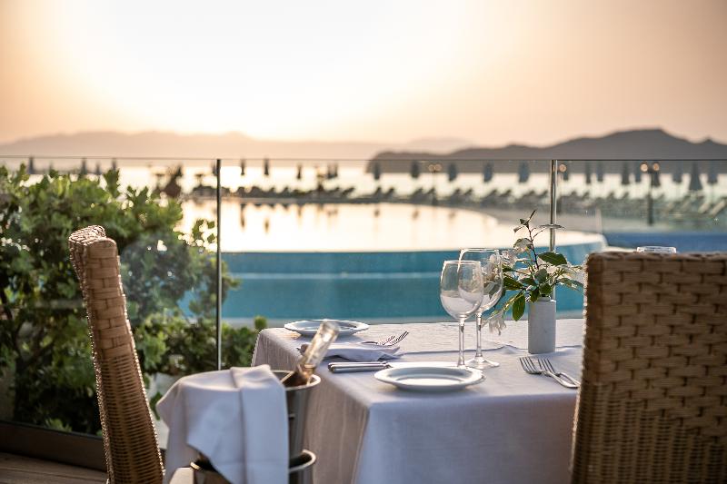 ホテル Leptos Panorama