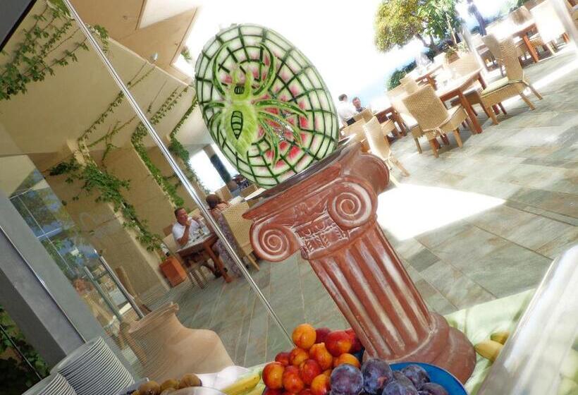 ホテル Leptos Panorama