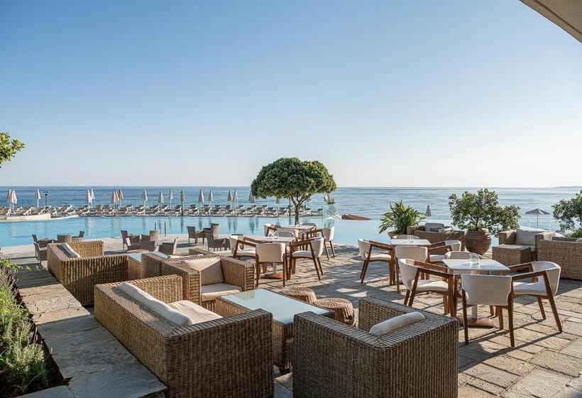 ホテル Leptos Panorama