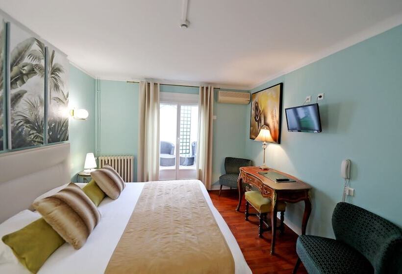 Отель Les Pasteliers