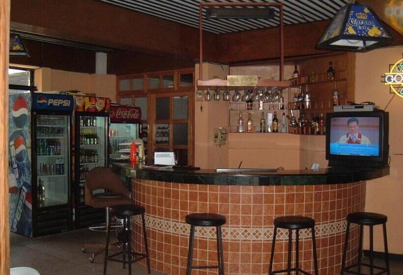 فندق Mediterráneo Plaza