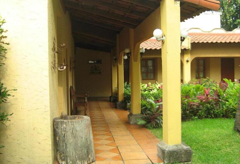 فندق Mediterráneo Plaza