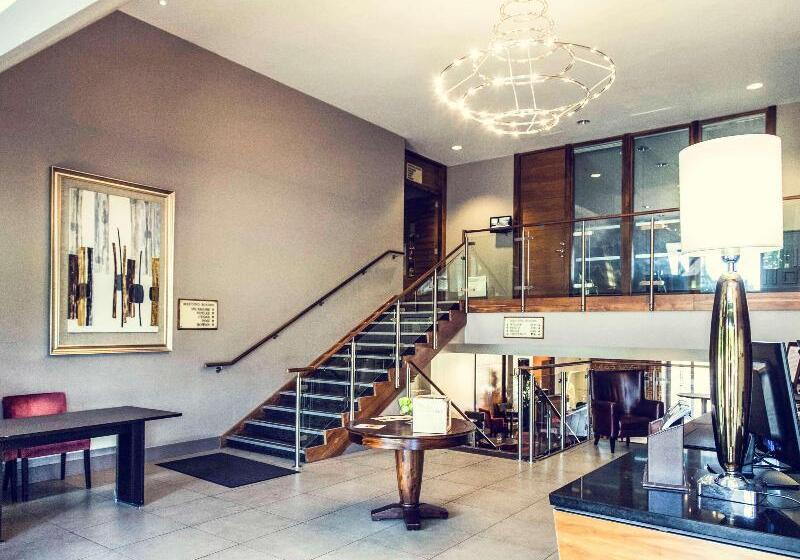 Mercure Warwickshire Walton Hall Hotel & Spa