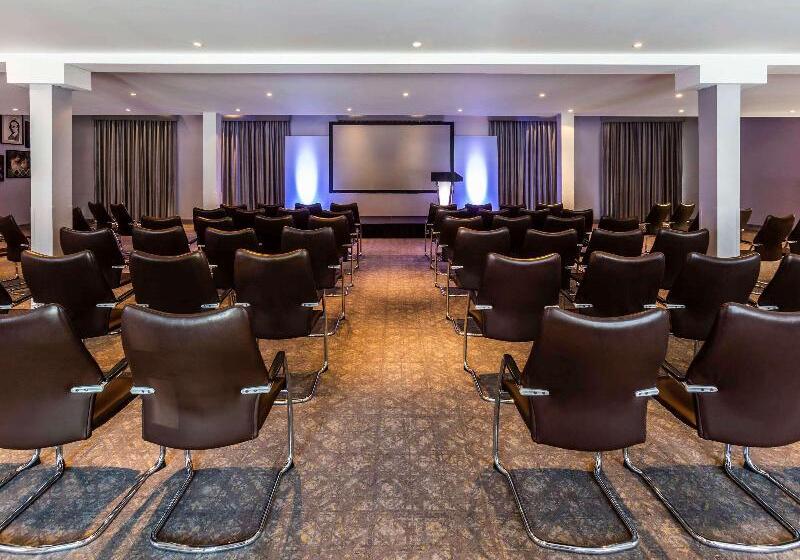 Mercure Warwickshire Walton Hall Hotel & Spa