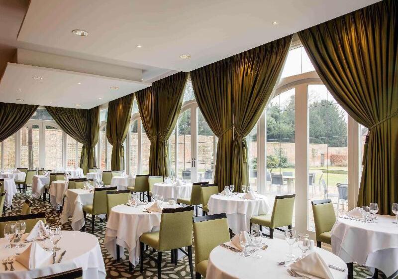 Mercure Warwickshire Walton Hall Hotel & Spa