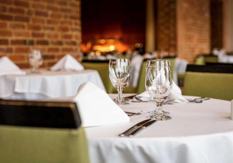 Mercure Warwickshire Walton Hall Hotel & Spa