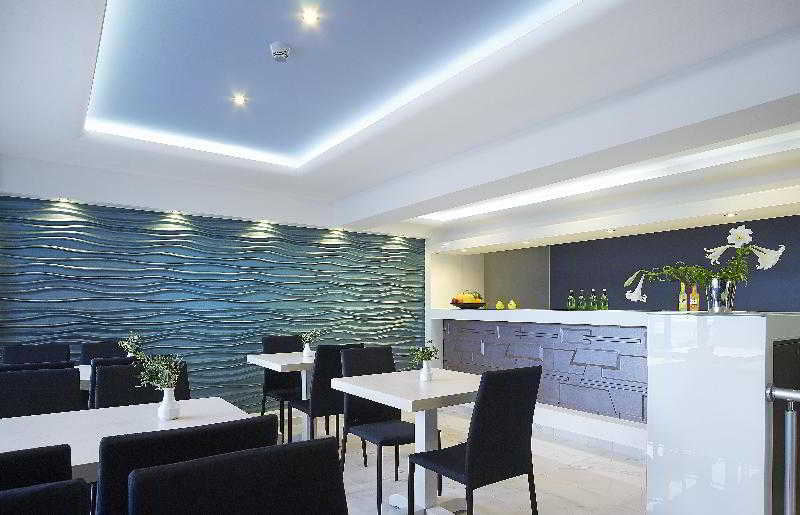 ホテル Mistral Bay