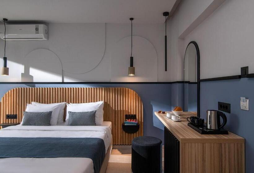 ホテル Mistral Bay