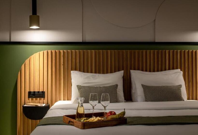 ホテル Mistral Bay