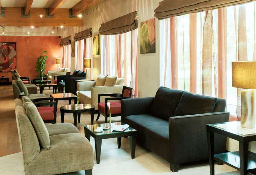 בית מלון כפרי NH Timisoara