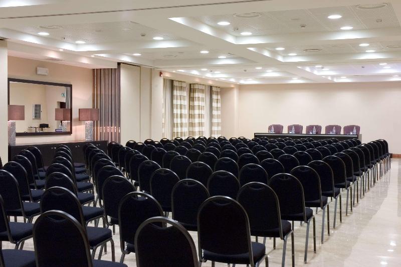 בית מלון כפרי NH Timisoara