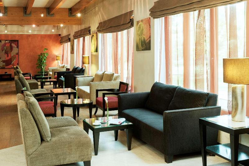 בית מלון כפרי NH Timisoara