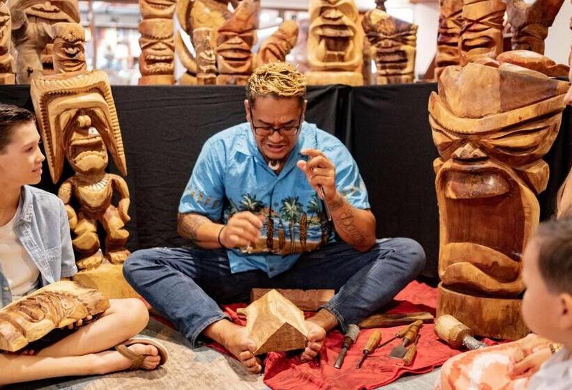 فندق Outrigger Waikiki Beach Resort