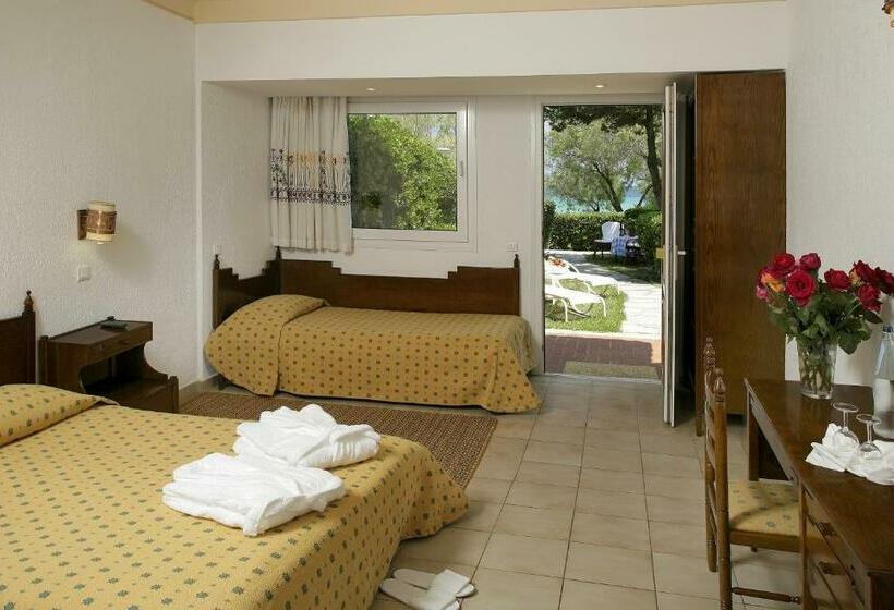 בית מלון כפרי Gs Pallini Beach